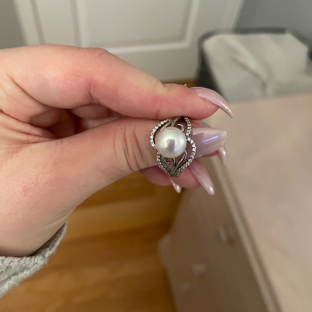 Pearl and CZ ring. 925 sterling silver size 7